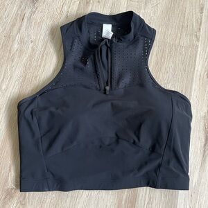 Lululemon crop top